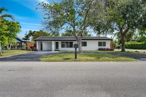 321 NW 36th St, Oakland Park, FL 33309