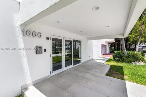 1666 West Ave #404, Miami Beach, FL 33139