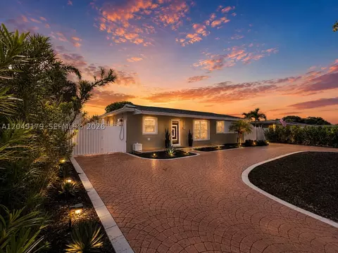 20501 NW 44th Ct, Miami Gardens, FL 33055