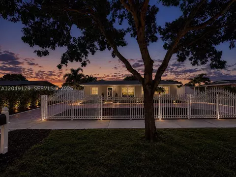 20501 NW 44th Ct, Miami Gardens, FL 33055