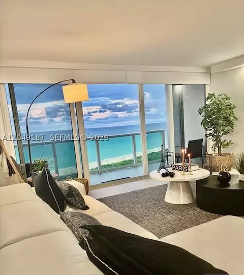 100 Bayview Dr #1906, Sunny Isles Beach, FL 33160