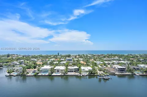20515 E Country Club Dr #2044, Aventura, FL 33180