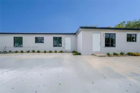 1112 NW 81st St, Miami, FL 33150