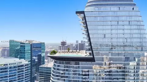 300 Biscayne Boulevard Way #4808W, Miami, FL 33131