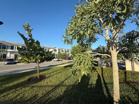 28581 SW 132nd Ct, Homestead, FL 33033