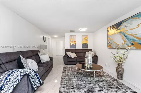 1580 NW 93rd Ave #300, Pembroke Pines, FL 33024