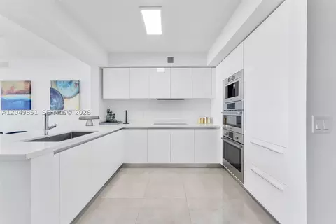 300 Sunny Isles Blvd #4-1603, Sunny Isles Beach, FL 33160