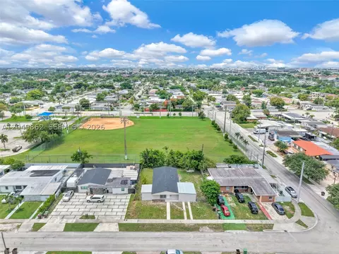 View/Area - 1380 W 60th Ter, Hialeah, FL 33012 photo 6 of 7