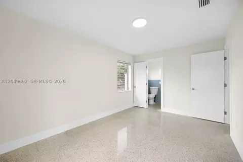 Bedroom - 1380 W 60th Ter, Hialeah, FL 33012 photo 4 of 12