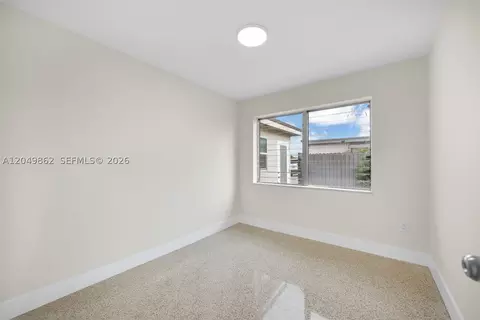 Bedroom - 1380 W 60th Ter, Hialeah, FL 33012 photo 11 of 12