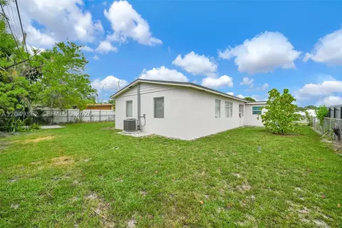Exterior - 1380 W 60th Ter, Hialeah, FL 33012 photo 5 of 7