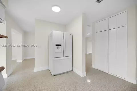 Other - 1380 W 60th Ter, Hialeah, FL 33012 photo 7 of 10