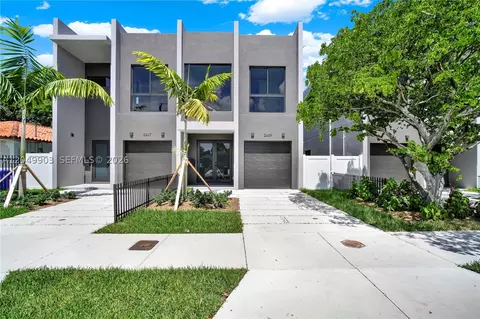 2889 SW 35th Ave #2889, Miami, FL 33133
