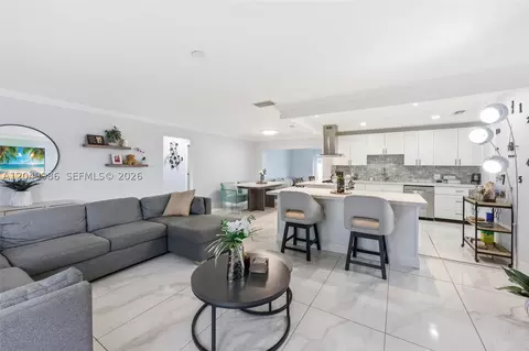 9771 NW 24th Pl, Sunrise, FL 33322