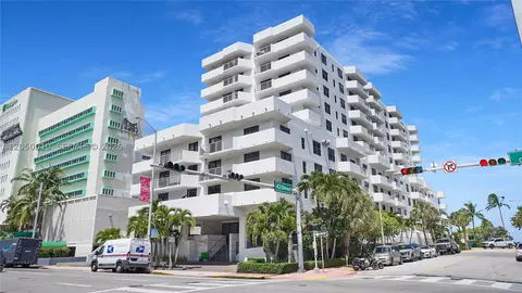 4301 Collins Ave #403, Miami Beach, FL 33140
