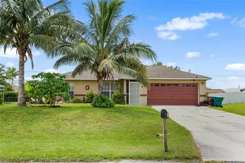 1728 NE 22nd Ter, Cape Coral, FL 33909
