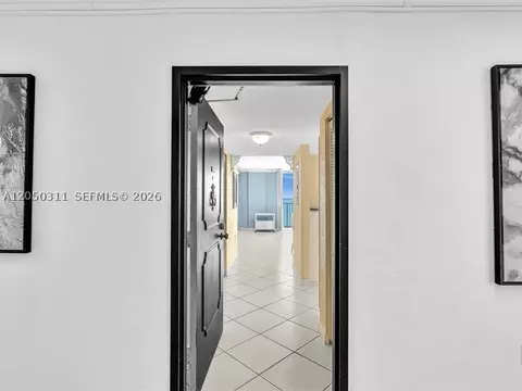 9273 Collins Ave #1010, Surfside, FL 33154