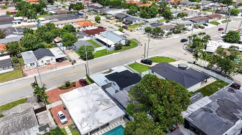 View/Area - 6161 E 4th Ave, Hialeah, FL 33013 photo 7 of 12