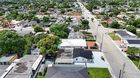 View/Area - 6161 E 4th Ave, Hialeah, FL 33013 photo 6 of 12