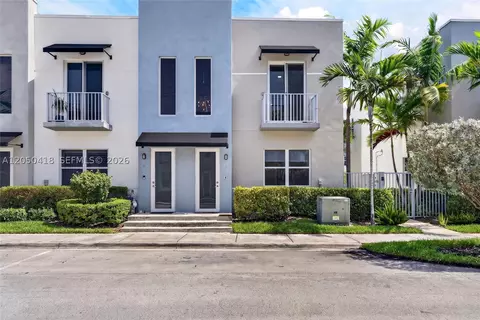 405 NE 35th Ct #5, Oakland Park, FL 33334