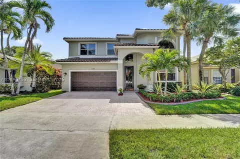 1267 NW 167th Ave, Pembroke Pines, FL 33028