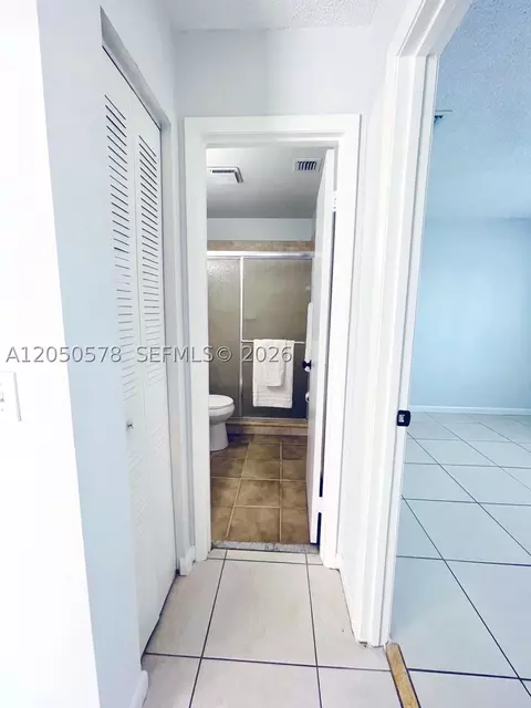 Entry Way - 4503 SE Ontario Dr, Stuart, FL 34997 photo 2 of 4