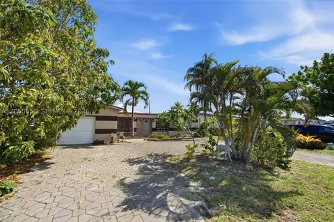 7905 Biltmore Blvd, Miramar, FL 33023