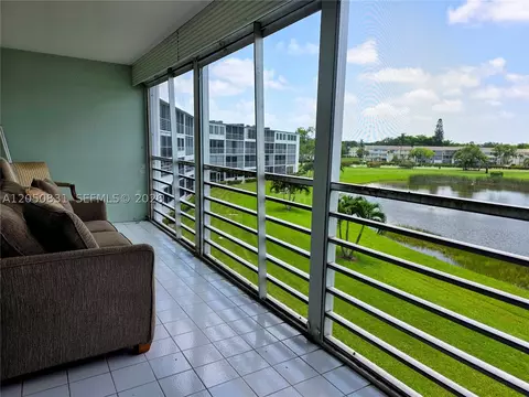 Exterior - 3076 Exeter E #3076, Boca Raton, FL 33434 photo 1 of 8