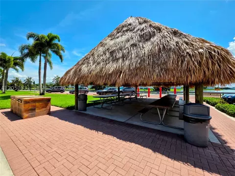 Exterior - 3076 Exeter E #3076, Boca Raton, FL 33434 photo 2 of 8