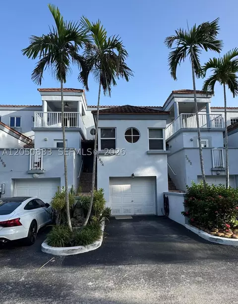 2404 NE 135th St #2404, North Miami, FL 33181