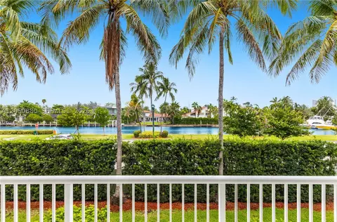 21399 Marina Cove Cir #M-15, Aventura, FL 33180