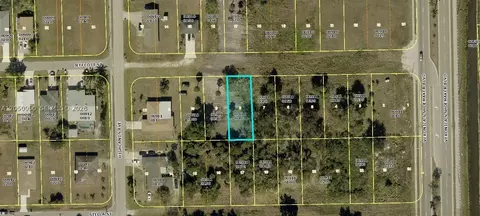 3520 Jeffcott St, Fort Myers, FL 33916