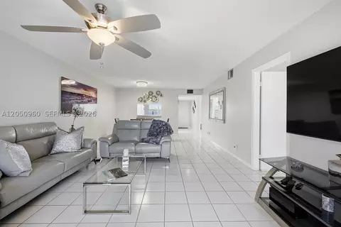 1300 SW 125th Ave #406K, Pembroke Pines, FL 33027