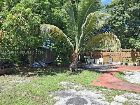 233 E 15th St, Hialeah, FL 33010 photo 7