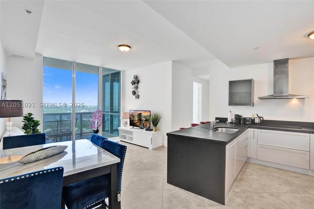 18201 Collins Ave #4705, Sunny Isles Beach, FL 33160