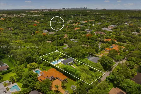 View/Area - 6845 SW 98th St, Pinecrest, FL 33156 photo 3 of 3
