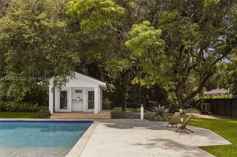 Other - 6845 SW 98th St, Pinecrest, FL 33156 photo 6 of 8