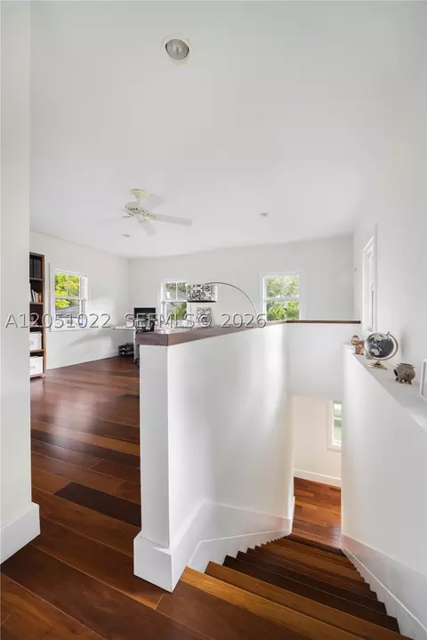 Other - 6845 SW 98th St, Pinecrest, FL 33156 photo 4 of 8