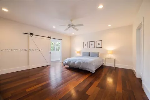 Bedroom - 6845 SW 98th St, Pinecrest, FL 33156 photo 1 of 4