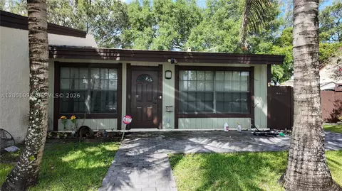 2070 Sweet Gum Ave, Pembroke Pines, FL 33026