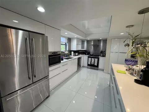 1912 S Ocean Dr #2C, Hallandale Beach, FL 33009