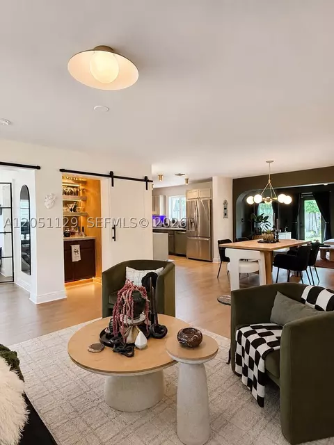 1713 SW 10th Ct, Fort Lauderdale, FL 33312