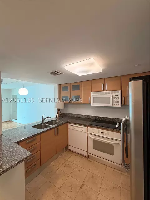 2101 Brickell Ave #502, Miami, FL 33129