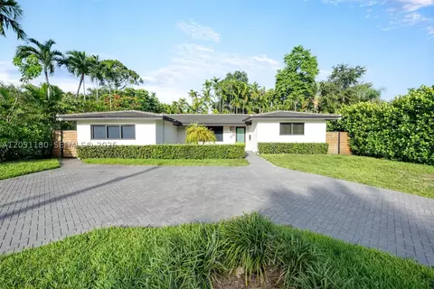 10555 NE 2nd Ave, Miami Shores, FL 33138