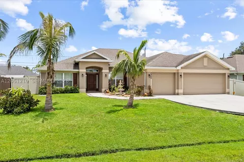 4900 NW Ironton Ave, Port Saint Lucie, FL 34983