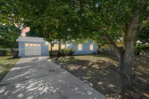 3185 SW Crumpacker St, Port Saint Lucie, FL 34953