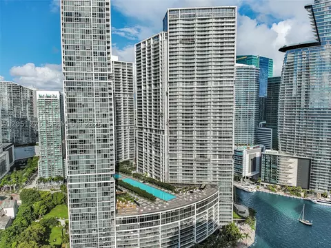 475 Brickell Ave #3111, Miami, FL 33131