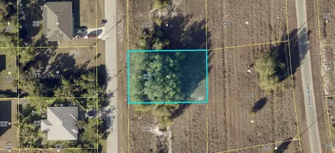 751 S Demorest Ave, Lehigh Acres, FL 33974
