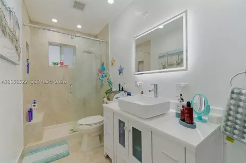 Bath - 6320 E 4th Ave, Hialeah, FL 33013 photo 1 of 3