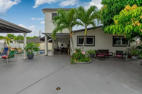 Exterior - 6320 E 4th Ave, Hialeah, FL 33013 photo 10 of 12